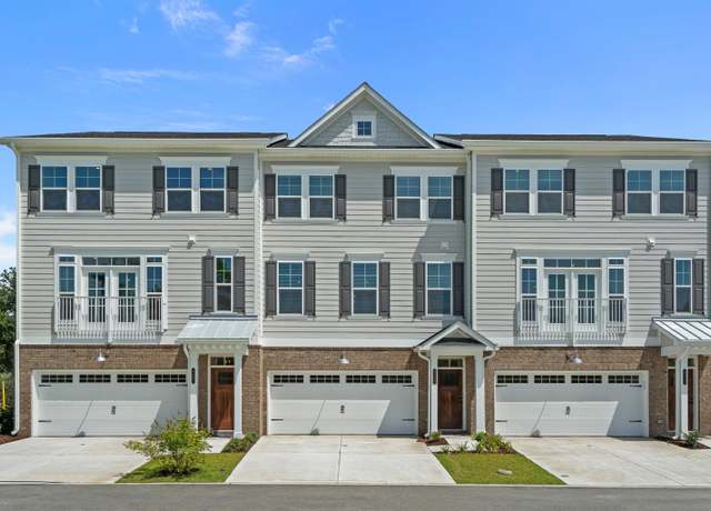 Property at 8409 Flamingo Ct #6, Myrtle Beach, SC 29572, 4 beds, 3.5 baths