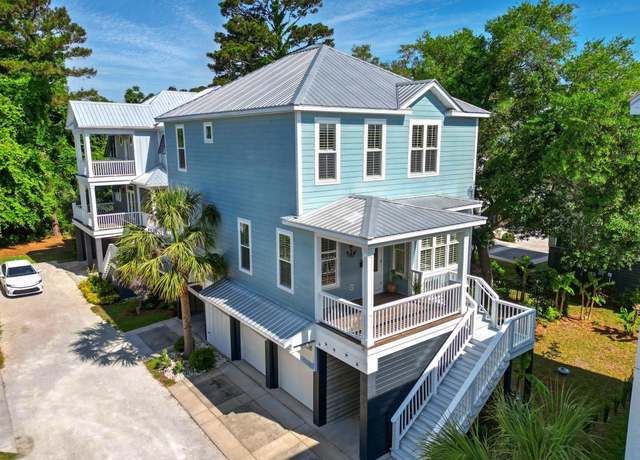 Property at 18 Coastal Breeze Trl, Pawleys Island, SC 29585, 4 beds, 3 baths