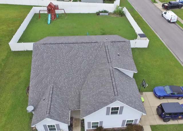 Property at 624 Forbes Dr, Myrtle Beach, SC 29588, 4 beds, 3 baths