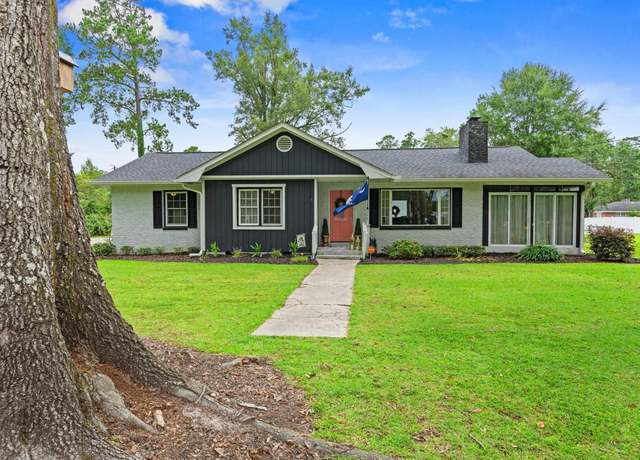 Property at 208 Sherwood Dr, Conway, SC 29526, 4 beds, 2 baths