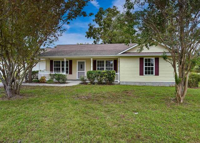 Property at 4935 Trooper Ln, Loris, SC 29569, 3 beds, 2 baths