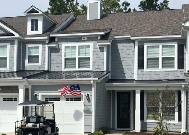 Property at 2420 Kings Bay Dr, North Myrtle Beach, SC 29582, 5 beds, 3.5 baths