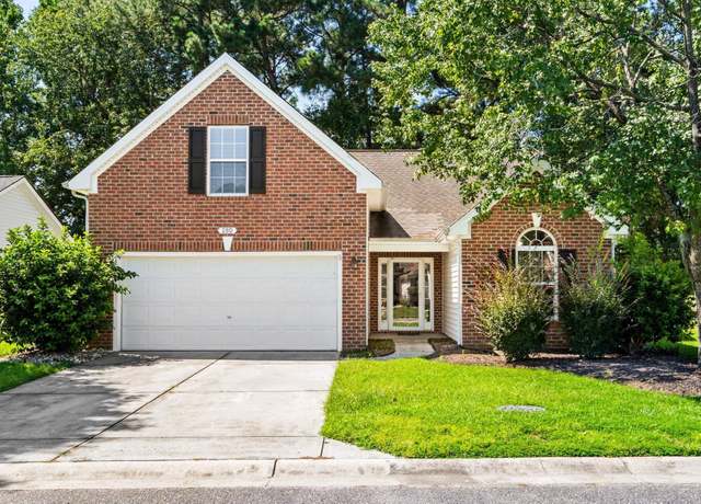Property at 280 Barclay Dr, Myrtle Beach, SC 29579, 4 beds, 2 baths