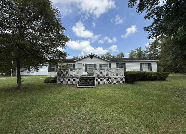 Property at 381 Cherokee Dr, Georgetown, SC 29440, 3 beds, 2.5 baths