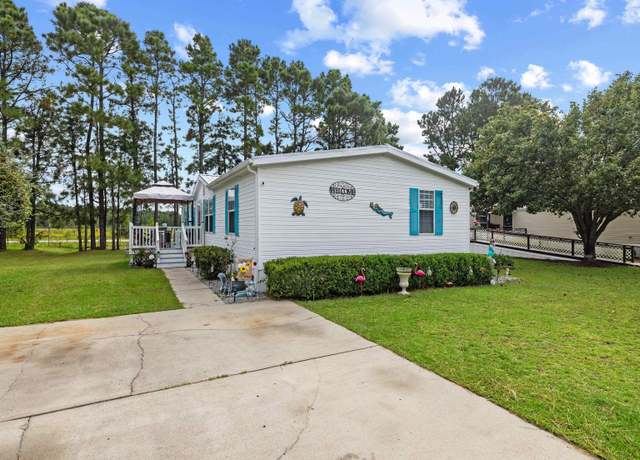 Property at 908 Old Magnolia Dr, Conway, SC 29526, 4 beds, 2 baths