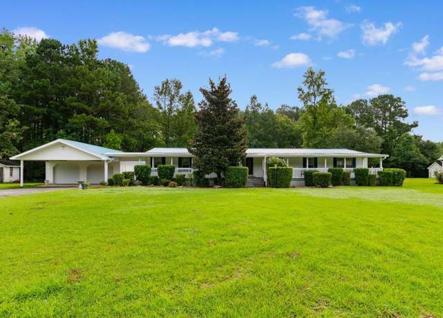 Property at 3585 Thomas Rd, Little River, SC 29566, 3 beds, 2 baths
