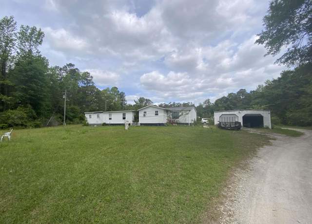 Property at 2498 Rhonda Ct, Loris, SC 29569, 4 beds, 2 baths