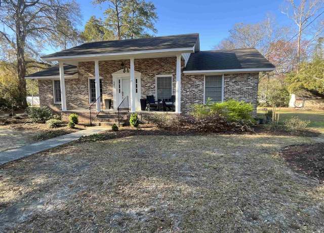 Property at 581 Vaux Hall Ave, Murrells Inlet, SC 29576, 3 beds, 2 baths
