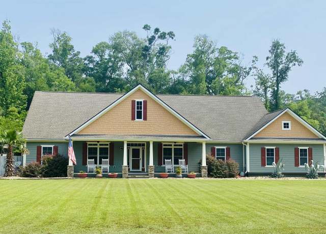Property at 640 Fox Hollow Rd, Murrells Inlet, SC 29576, 5 beds, 2.5 baths