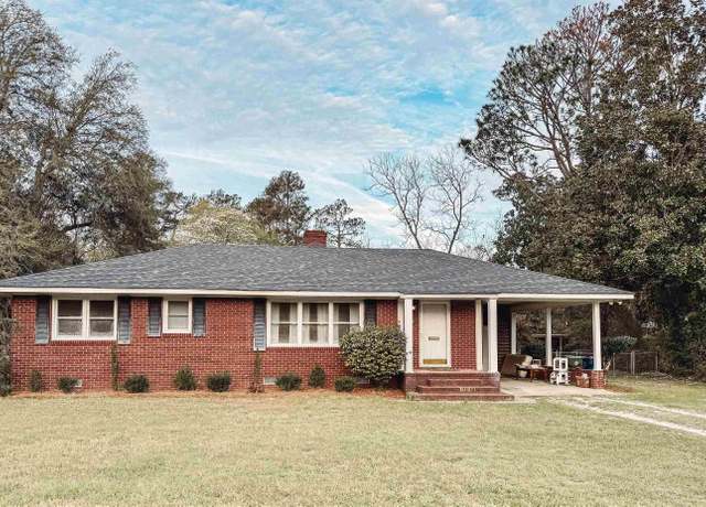 Property at 905 Fulton Ave, Kingstree, SC 29556, 2 beds, 2 baths