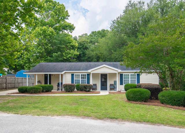 Property at 2510 Redwood St, Georgetown, SC 29440, 3 beds, 2 baths
