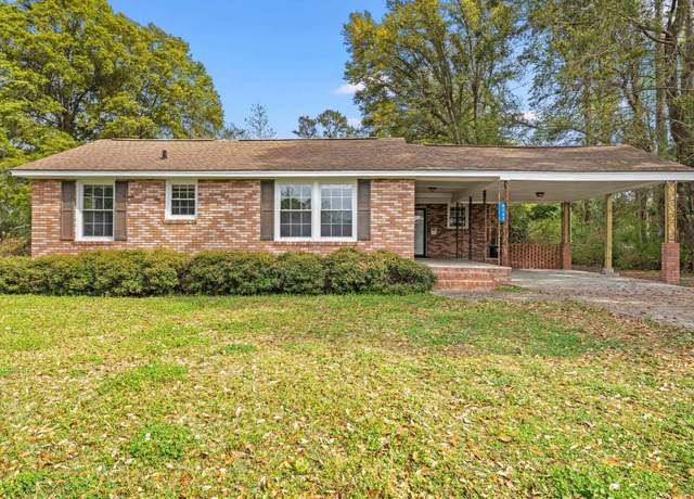 Property at 4162 Stevens St, Loris, SC 29569, 4 beds, 2 baths