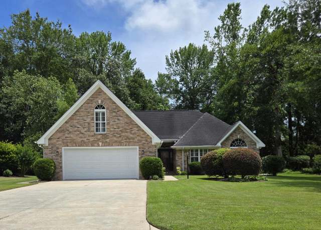 Property at 6542 Wellington Dr, Murrells Inlet, SC 29576, 5 beds, 3.5 baths