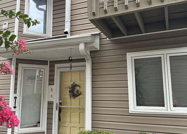 Property at 405 77th Ave N #5, Myrtle Beach, SC 29572, 2 beds, 2.5 baths