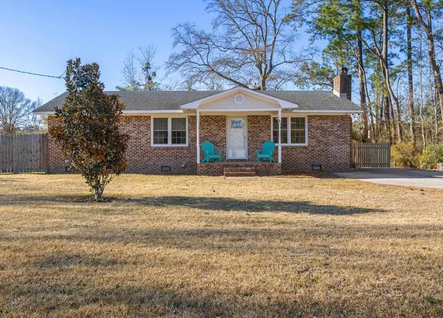 Property at 707 Rose Dr, Myrtle Beach, SC 29588, 3 beds, 2 baths