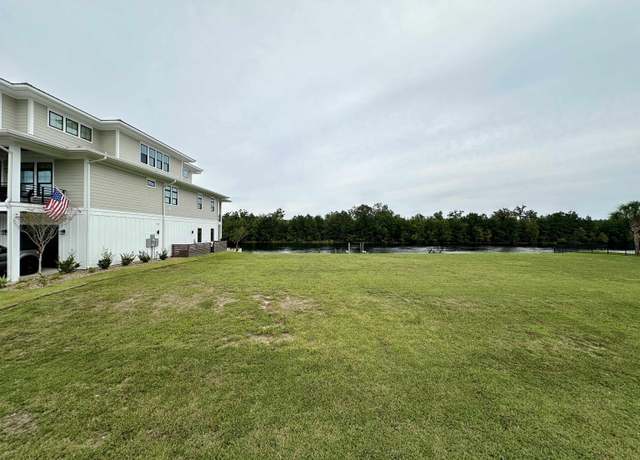 Property at 469 Harbour View Dr, Myrtle Beach, SC 29579