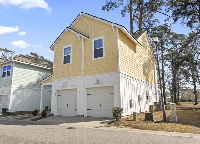 Property at 4718 Cloisters Ln, Myrtle Beach, SC 29577, 3 beds, 2.5 baths