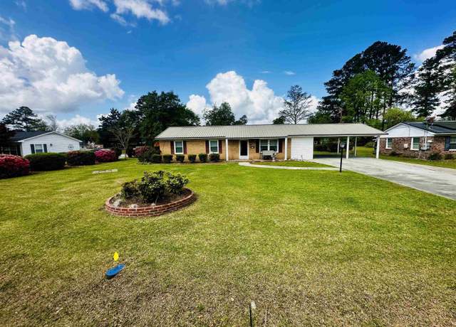 Property at 610 S Poplar Ave, Andrews, SC 29510, 3 beds, 2 baths
