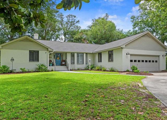 Property at 10072 Washington Cir, Myrtle Beach, SC 29572, 3 beds, 2.5 baths