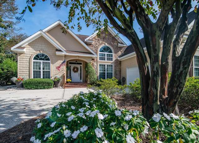 Property at 1716 Club Circle Dr, Pawleys Island, SC 29585, 3 beds, 2.5 baths