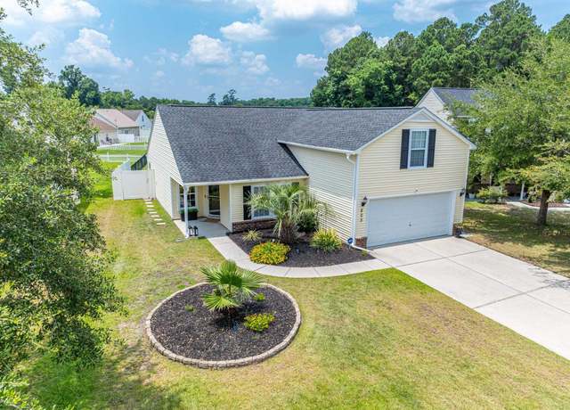 Property at 805 Cherry Bark Ct, Myrtle Beach, SC 29579, 4 beds, 2.5 baths