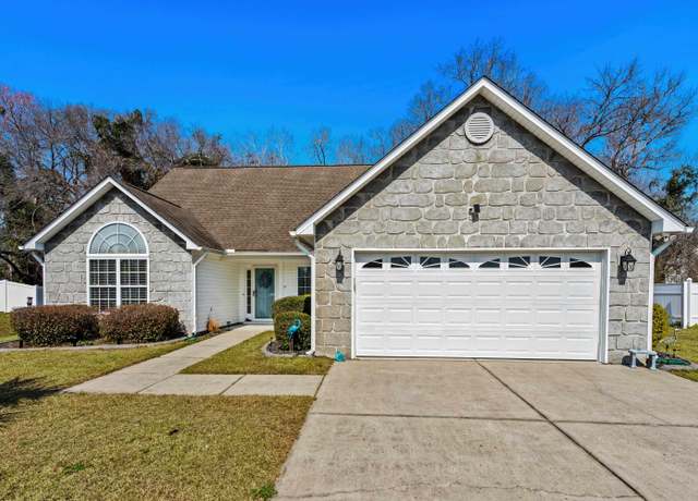 Property at 139 Dunbarton Ln, Conway, SC 29526, 3 beds, 2 baths