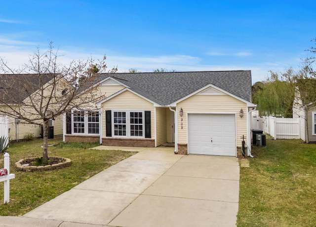 Property at 909 Bur Oak Ct, Myrtle Beach, SC 29579, 3 beds, 2 baths