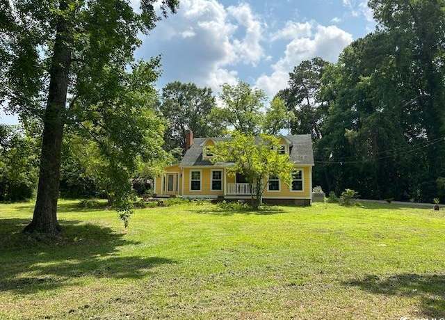 Property at 2708 Main St, Loris, SC 29569, 3 beds, 2.5 baths