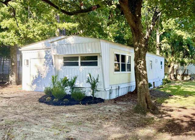 Property at 429 Lot 429 East Surfwind Dr, Murrells Inlet, SC 29576, 2 beds, 1 bath