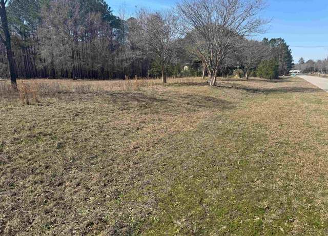 Property at 743 Embassy Ln, Conway, SC 29526