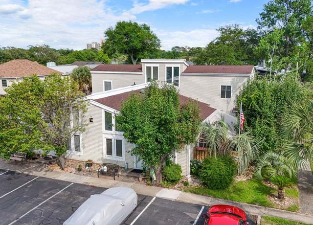 Property at 800 9th Ave S Unit E-4, North Myrtle Beach, SC 29582, 3 beds, 2.5 baths