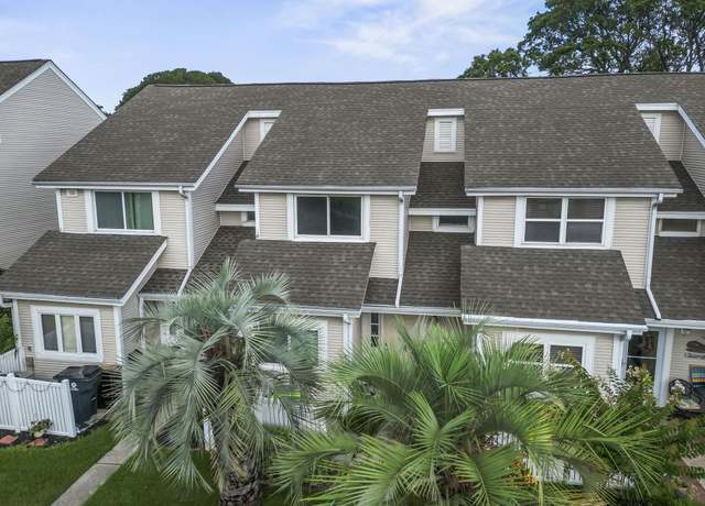Property at 100 Deer Creek Rd Unit B, Surfside Beach, SC 29575, 2 beds, 2.5 baths