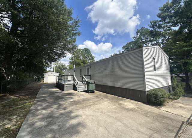 Property at 1206 King St, North Myrtle Beach, SC 29582, 3 beds, 2 baths