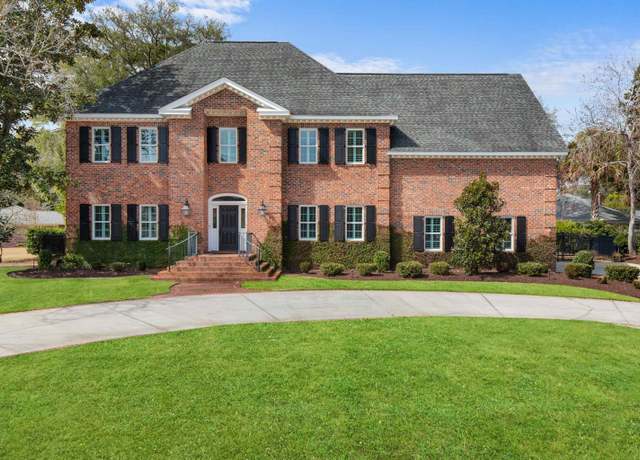 Property at 8803 Kings Rd, Myrtle Beach, SC 29572, 4 beds, 3.5 baths
