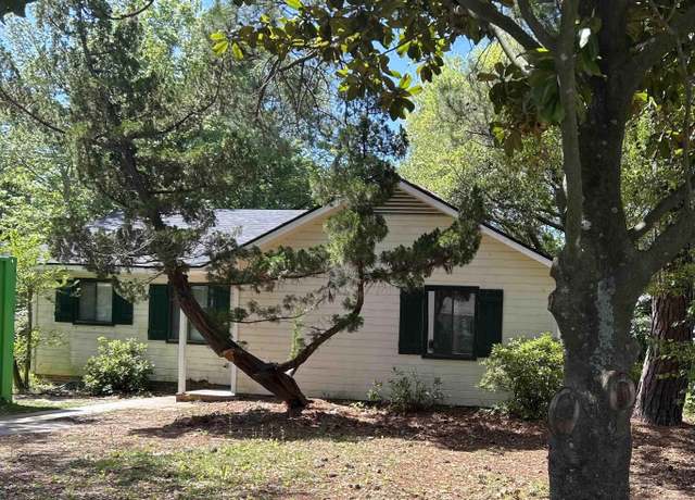 Property at 8 Ryan Ln, Myrtle Beach, SC 29579, 3 beds, 2 baths