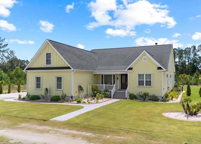 Property at 1763 Hemingway Rd, Loris, SC 29569, 4 beds, 3.5 baths