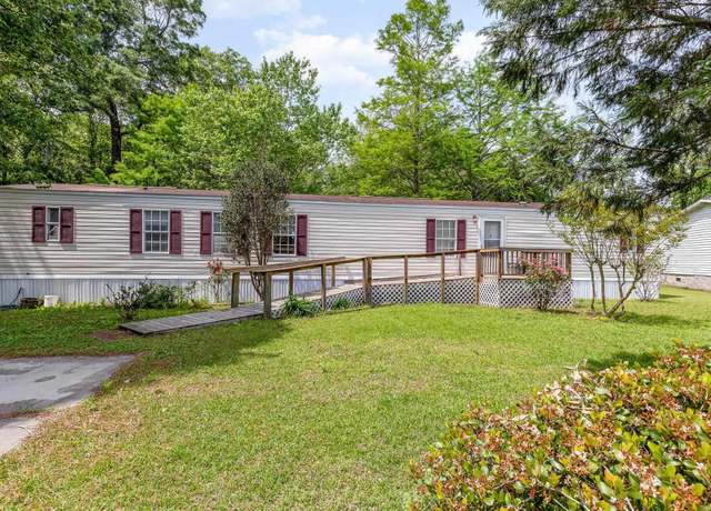 Property at 8328 Bucksport Heights Ct, Conway, SC 29527, 3 beds, 2 baths