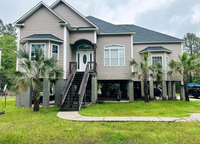 Property at 2053 Lees Landing Cir, Conway, SC 29526, 4 beds, 2.5 baths