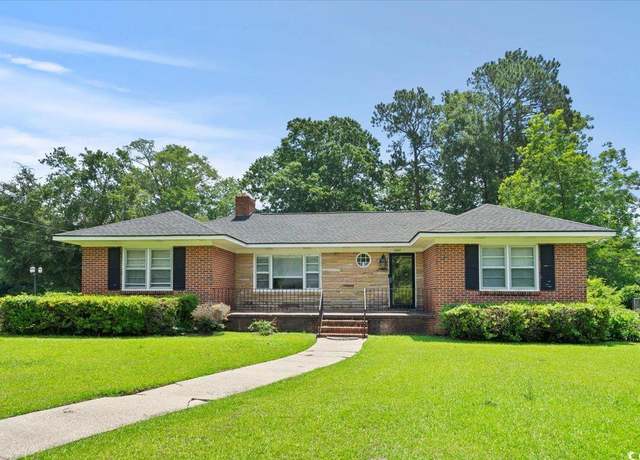 Property at 1008 N Withlacoochee Ave, Marion, SC 29571, 3 beds, 1.5 baths