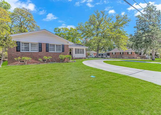 Property at 414 Sycamore St, Conway, SC 29527, 3 beds, 2 baths