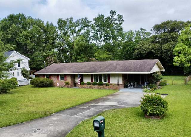 Property at 4501 Boxwood St, Myrtle Beach, SC 29577, 3 beds, 2 baths