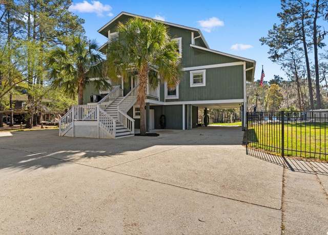 Property at 365 River Rd, Conway, SC 29526, 3 beds, 4.5 baths