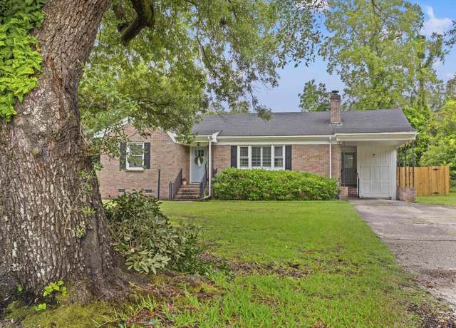Property at 1307 Richmond Dr, Georgetown, SC 29440, 3 beds, 2 baths