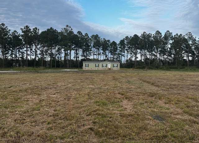 Property at 8750 W Highway 19, Loris, SC 29569, 4 beds, 2 baths