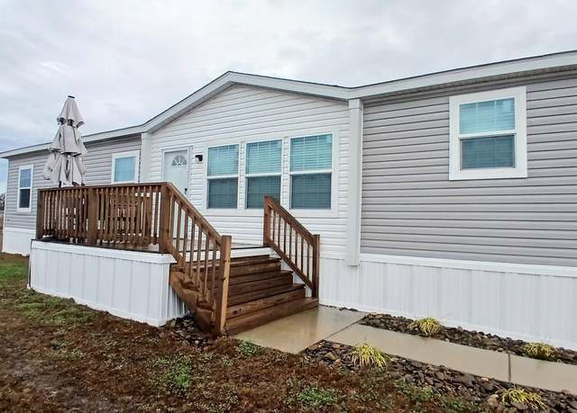 Property at 319 Hangar Ct, Myrtle Beach, SC 29577, 3 beds, 2 baths
