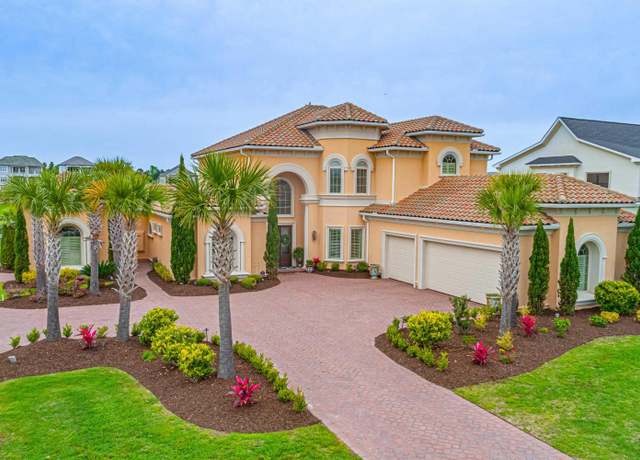 Property at 5208 Plantation Point Nightingale Dr, Myrtle Beach, SC 29577, 5 beds, 5 baths