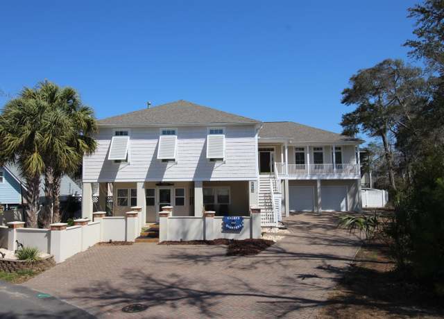 Property at 220 Starcrest Cir, North Myrtle Beach, SC 29582, 5 beds, 6.5 baths