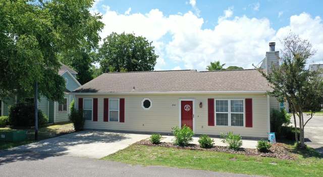 Photo of 950 Tiffany Ln, North Myrtle Beach, SC 29582