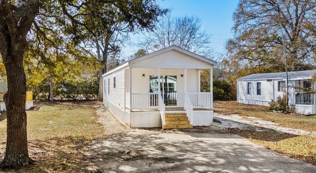 Photo of 23 Crooked Island Cir, Murrells Inlet, SC 29576