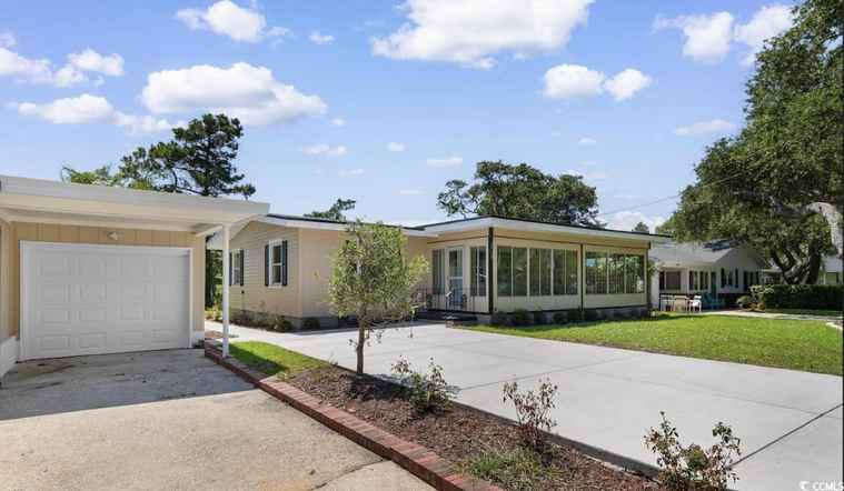 Photo of 409 14th Ave S North Myrtle Beach, SC 29582